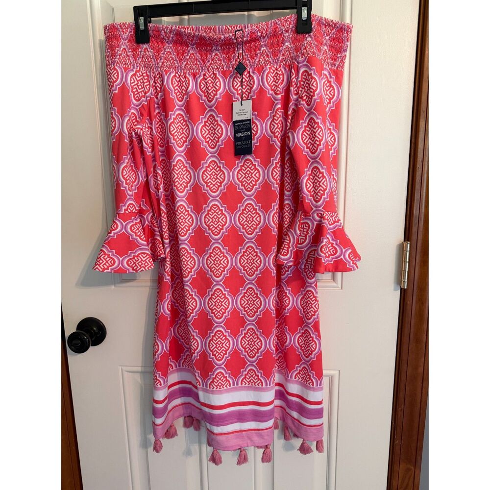 NEW!!  Cabana Life Woman's Coral Geo Smocked Dress size M